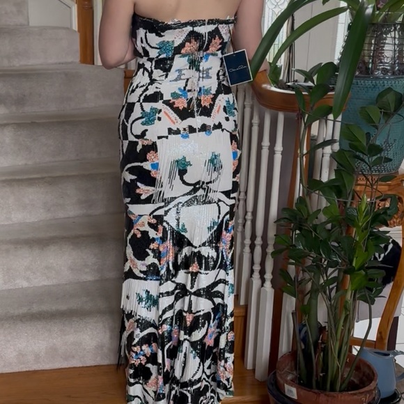 Size 8/10 Oscar Del Renta mirror tribal sequin pailette floor length grown - Picture 3 of 17